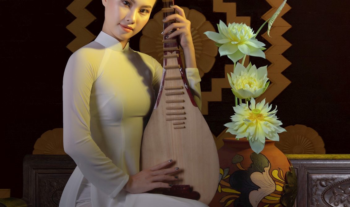 đàn tỳ bà có mấy dây
