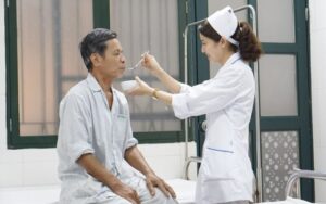 Bảng xếp lương theo hệ số viên chức ngành y tế mới nhất 2026